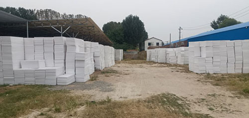 選用擠塑板做地暖保溫板運(yùn)用有哪些長處呢？