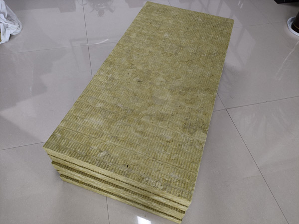 巖棉復(fù)合板施工中應(yīng)注意哪些問(wèn)題